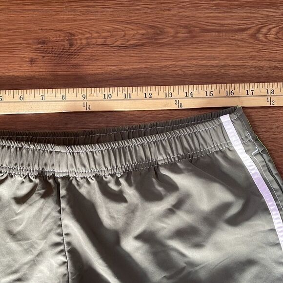 GREAT OUTDOORS BY MERRILL AND FORBES WOMEN SHORTS - Picture 6 of 8